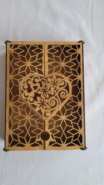 Schatulle 'Herztüren'